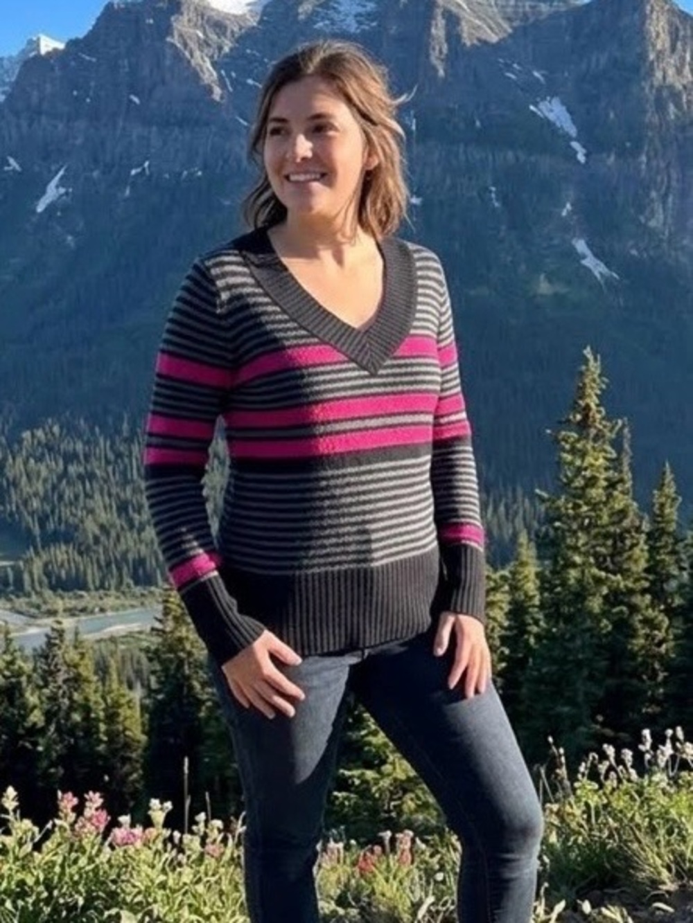 ♥️❄️No Boundaries Woman’s Sweater Size XL